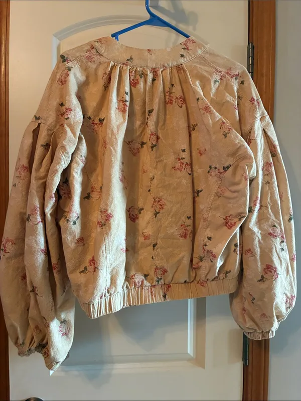 Free People Beige Floral Cropped Bomber Jacket - Image 7