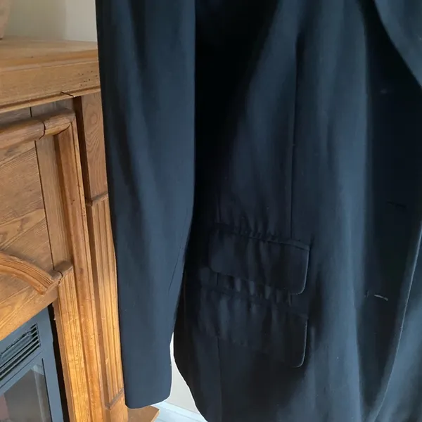 Burberry Vintage Black 3 Button Blazer - Image 5