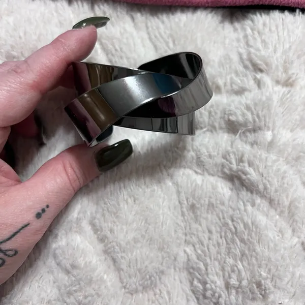 Cuff bracelet - Image 2