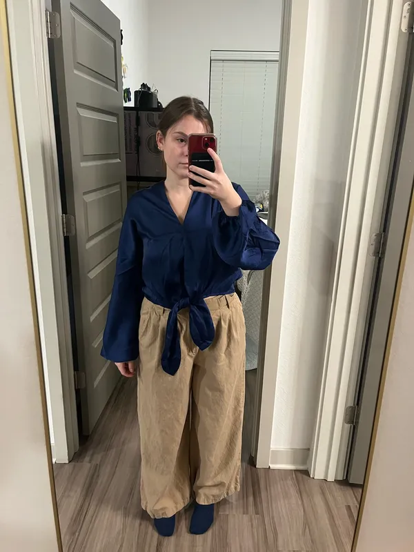 Banana Republic Top - Image 4