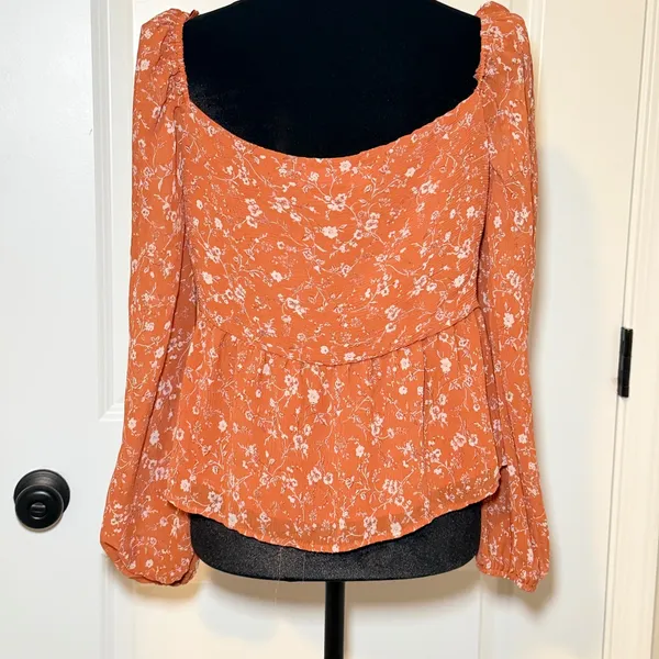 ASTR The Label Rust Floral Plisse Peplum Top Orange Size Large Boho Chic - Image 4