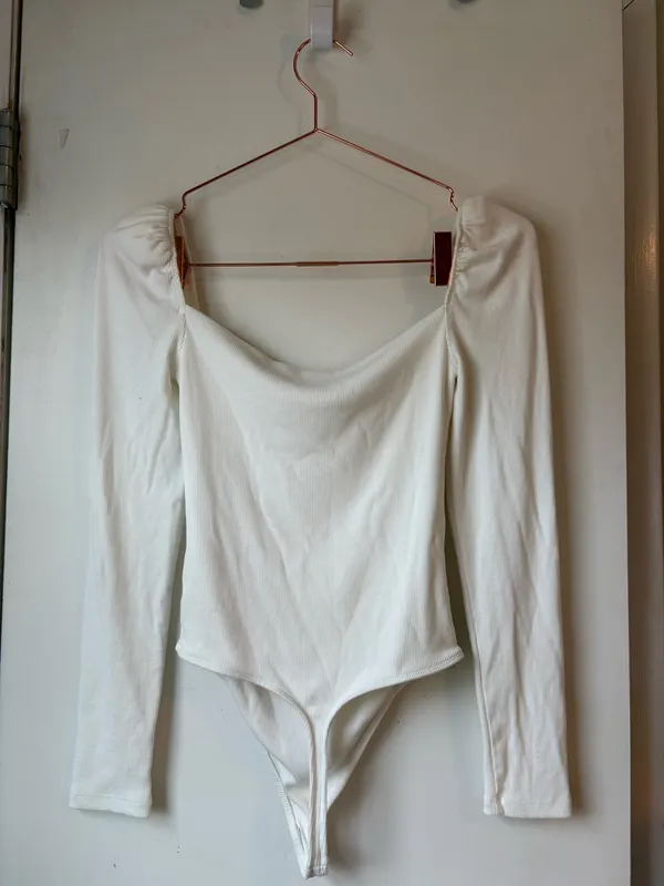 Wilfred Aritzia Free Long Sleeve Bodysuit - Image 2