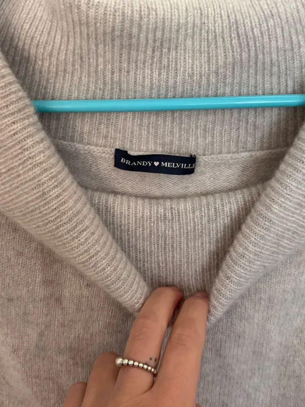 Brandy Melville Wool Turtleneck Sweater - Image 4