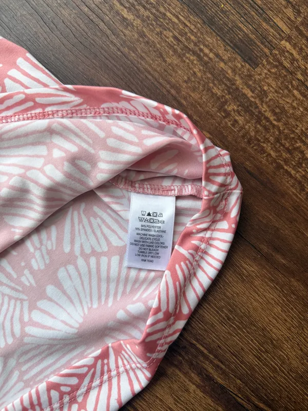 Tommy Bahama Women’s Coral Print Golf Sleeveless Mock Neck 1/4 Zip Shirt- Size M - Image 5