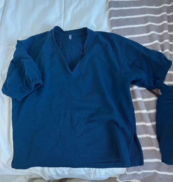 Free People On The Run Set Navy Sweatset - Image 2