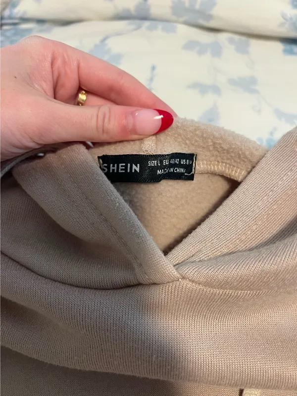 Love Never Fails Shein Hoodie - Image 4