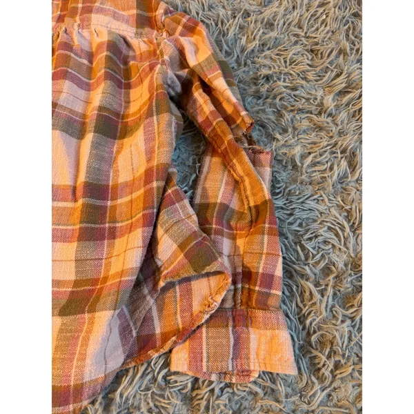 American Eagle Pink Plaid Flannel Shirt‎ Womens Medium Distressed Ripped Elbows - Image 3