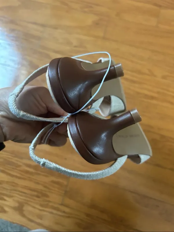 NEW Adrienne Vittadini women sling back shoes size 7 - Image 3