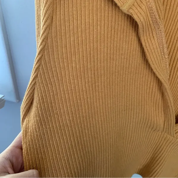 Free People Beach Large Honey Yellow‎ Deep V Neck Collar Crop Sweater Rib - Image 4