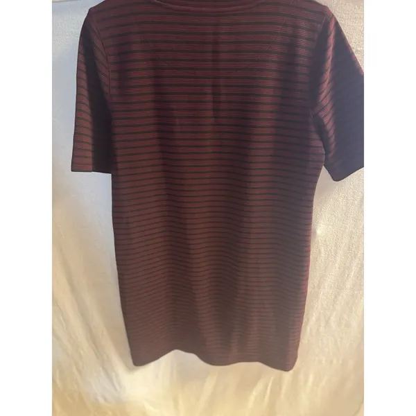 Lou and Grey Women's Ribbed Sweater Dress Size M Crewneck Short Sleeve, Pockets - Image 4