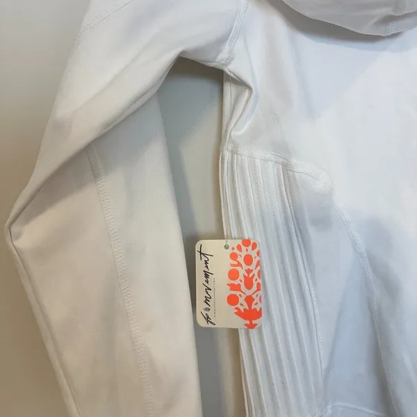 FREE PEOPLE Movement Playin For Keeps Zip Jacket in White Combo Size X-Small NWT - Image 5