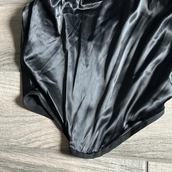 Heiress Beverly Hills silky corset top in black - Image 2