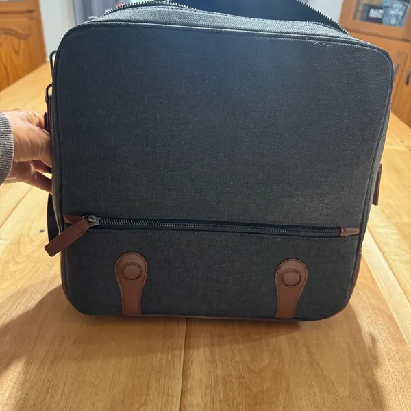 Silver Cross Wave Luxury Changing Diaper Bag Charcoal Gray Brown Trim NWT - Image 3