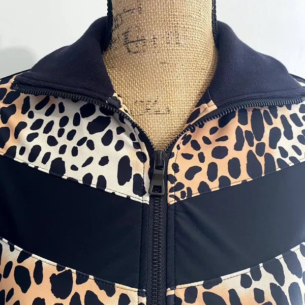NWT Buddy Love Vonn Leopard Print Track Jacket Mob Wife Athleisure Size‎ Small - Image 2