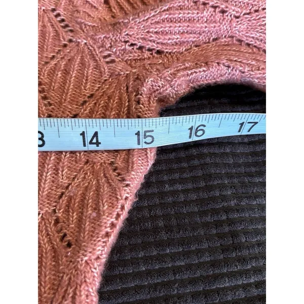 Abercrombie & Fitch Rose Knit‎ Sweater Scoop Neck Long Sleeve Size M Logo Soft - Image 5