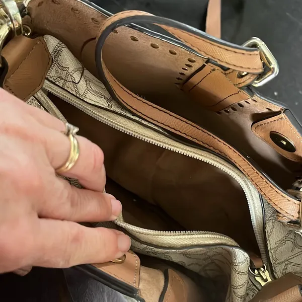 Calvin Klein purse with detachable straps. GUC. Inside purse , too. - Image 3
