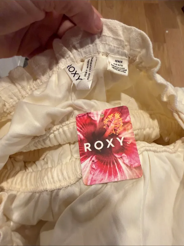 Roxy Cream Tiered Maxi Dress with Adjustable Spaghetti Straps L NWT‎ - Image 9
