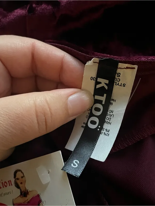 K Too Boutique Velour Cropped Burgundy Bell Sleeve Goth Blouse Small NWT - Image 5