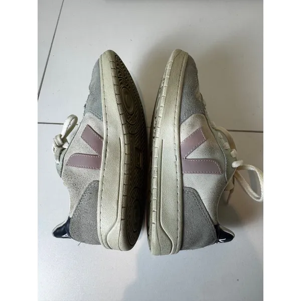 Veja V-10 Suede Sneakers‎ Womens Size 5 Gray Pink Low Top Tennis Shoes - Image 5