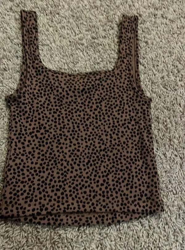 Old Navy Tank - Image 2