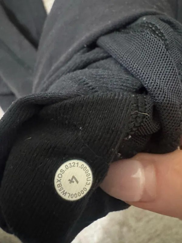 Lululemon ready to rulu joggers size 4 - Image 4