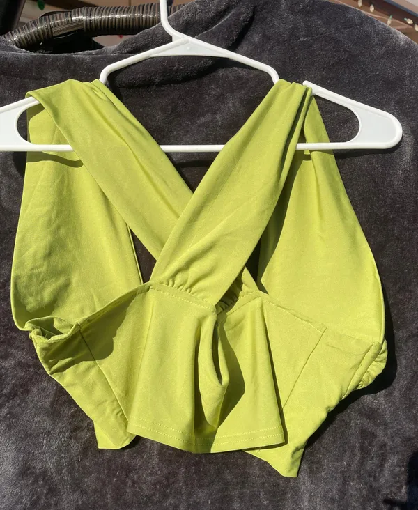Green Cropped Top - Image 2