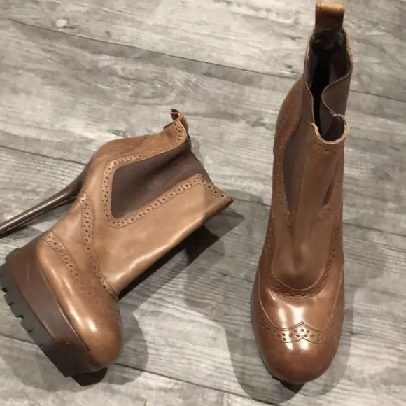Sam Edelman Verina Oxford Platform Lug Sole Ankle Boots - Brown - Image 2