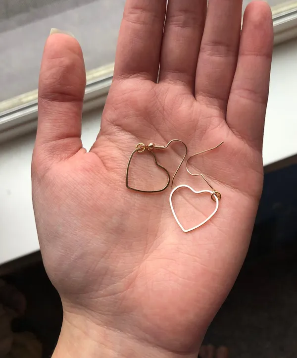 Heart Shape Earrings Gold - Image 2