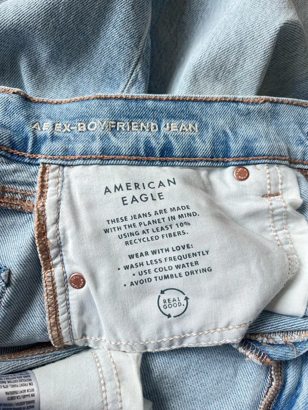 American Eagle Ex-Boyfriend Jeans - Image 4