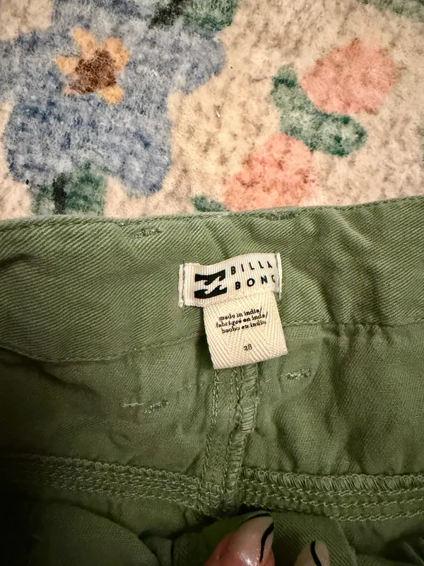 Billabong Cargo Pants Green - Image 3