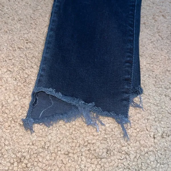 MOTHER The Stunner Zip Two Step Fray‎ Skinny Jeans Last Call Dark Wash 25 - Image 6