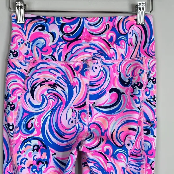 Lilly Pulitzer Weekender Luxletic‎ Leggings Crop Flamingoals Sz Small - Image 3