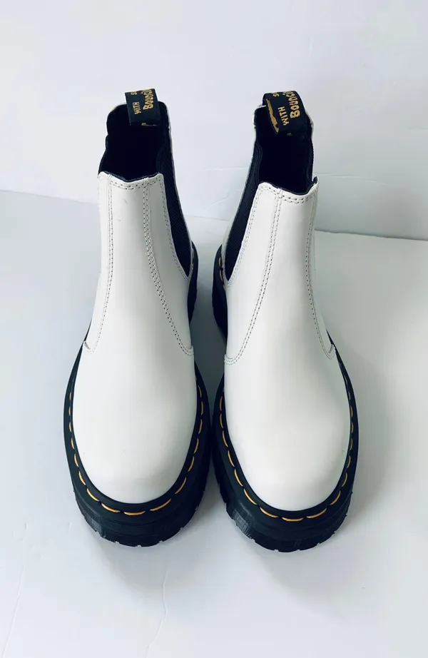 Dr. Martens 2976 Quad Platform Leather Chelsea Ankle Boots in White - Image 4