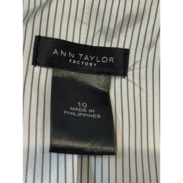 Ann Taylor Factory Blazer Size 10 Navy Satin Lined Single Button Classic Career - Image 2
