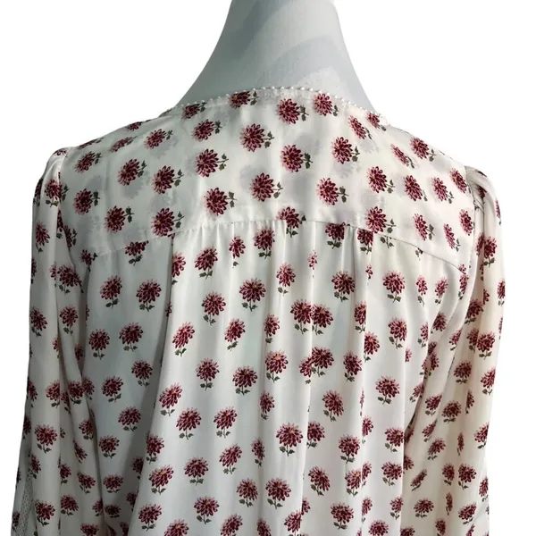 LOFT Floral Eyelet Blouse White M - Image 13