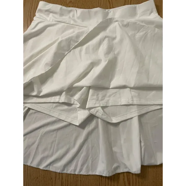 B2 New Women’s Athletic Stretchy Skort White size Medium Waist 14.5-15” - Image 3