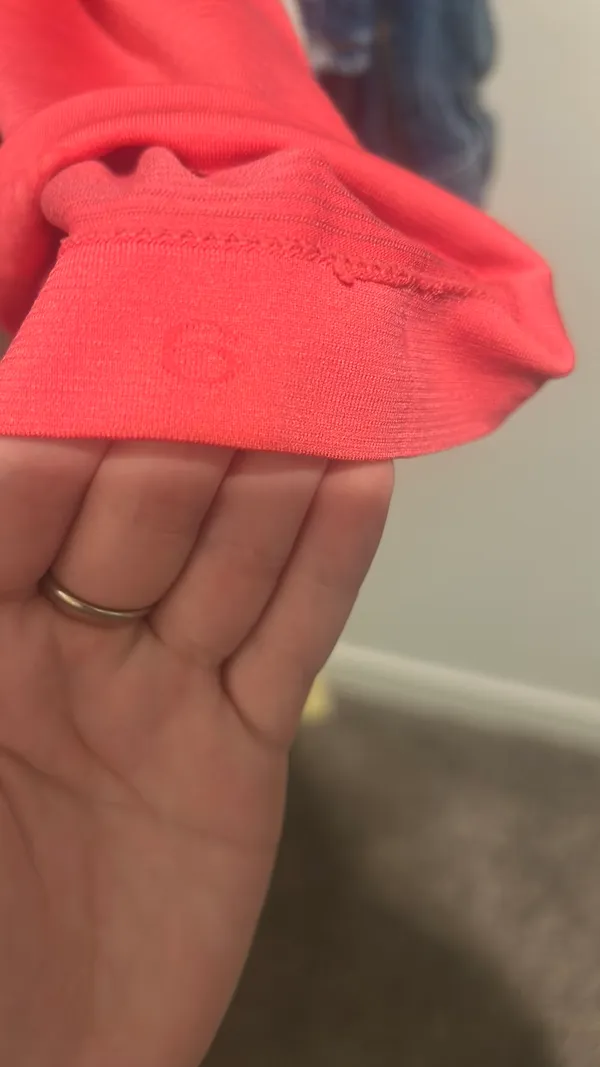 Lululemon Lipgloss Swiftly Tech Short Sleeve - Image 4