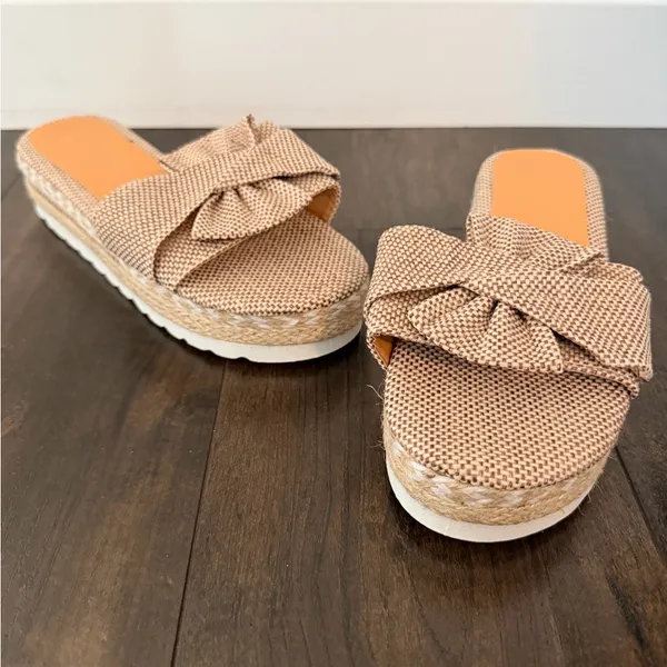 NEW Boho Platform Bow Sandals Tan Size 7 - Image 2