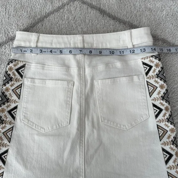 Anthropologie Pilcro and the Letterpress Embroidered Denim Cream Skirt Sz 0P - Image 5