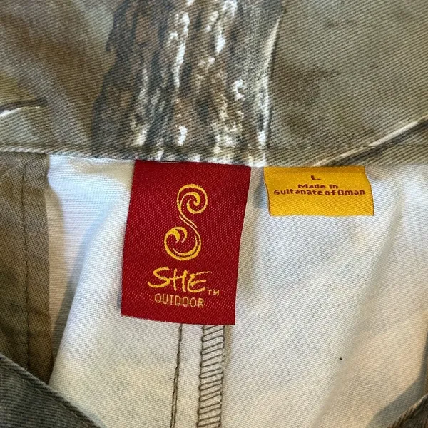 She Outdoors ladies camouflage denim pants. Size Large - Image 10