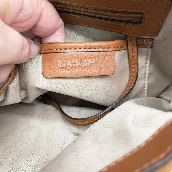 Michael Kors Cynthia Logo Medium Satchel‎ Brown Monogram Chain Shoulder Luxury - Image 6