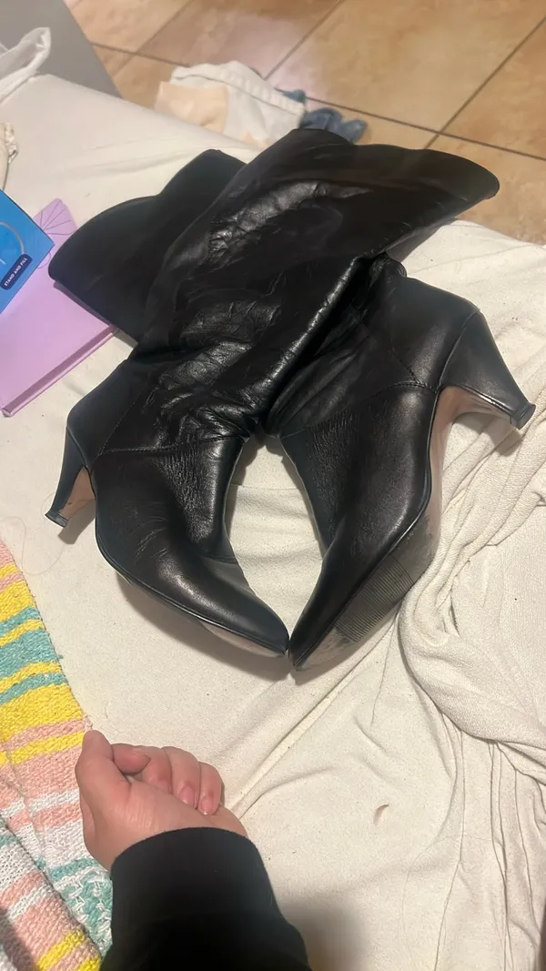 Bootalinos Black Leather Women’s Boots (Size 8.5) - Image 3