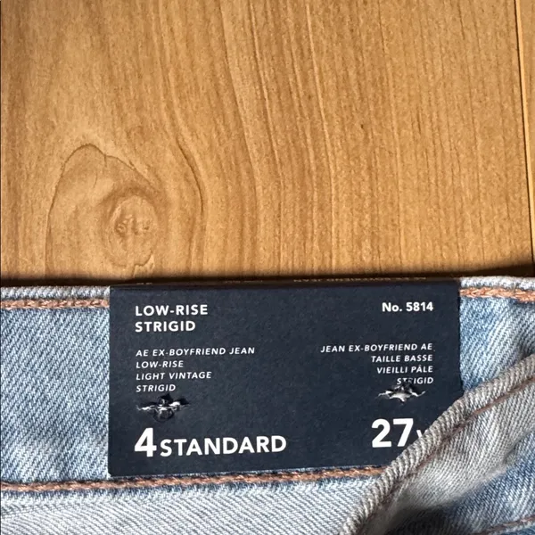 NWT American Eagle Outfitters EX BOYFRIEND JEAN - Image 3
