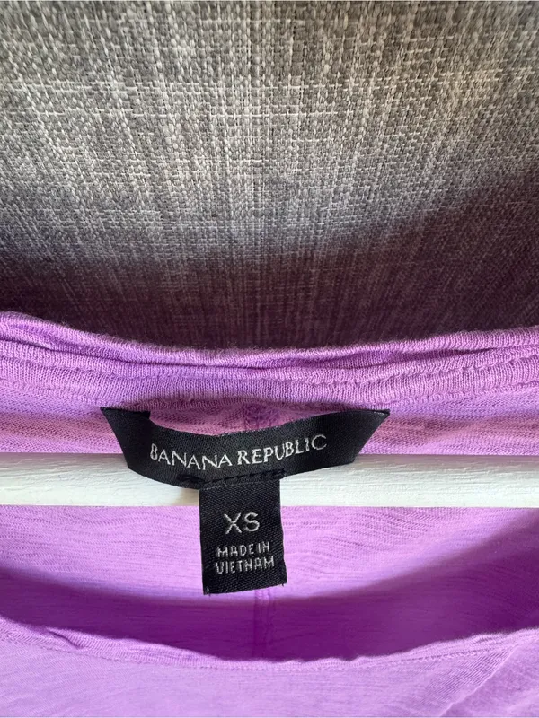 Banana Republic Lavender Scoop Neck Short Sleeve Tee - Image 2