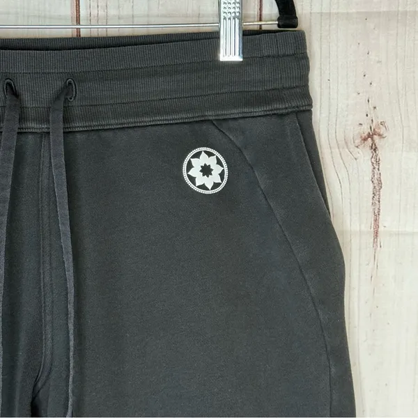 Lululemon Scuba Black Jogger - Image 4