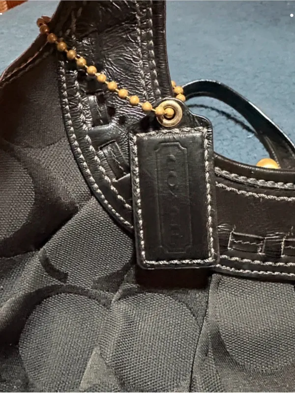 Coach Black Y2K Signature Canvas kisslock Hobo Bag with Leather Trim - Image 11