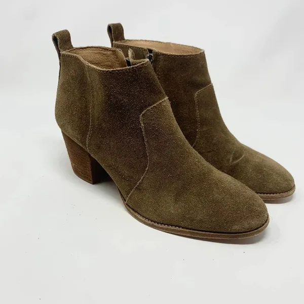 Madewell The Brenner Heel Boot in Tan‎ Suede - Image 5