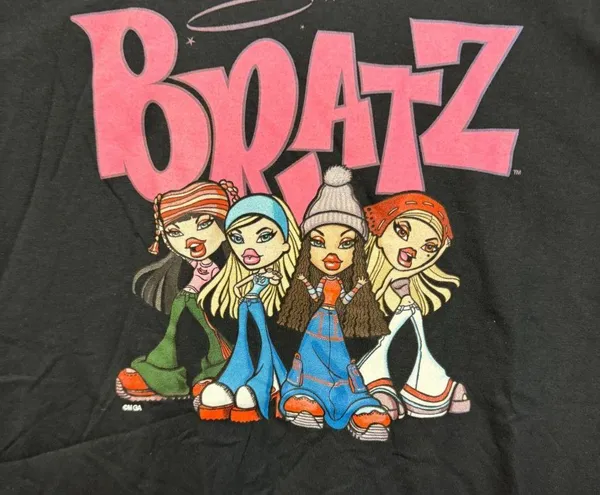 Bratz Cloe Sasha Jade Yasmin The Clique Cartoon Series Tee M - Image 2