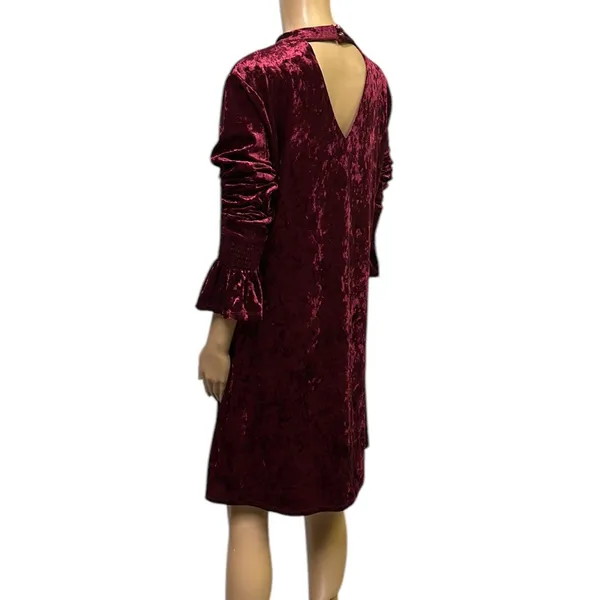 Marc Bouwer Unlimited Burgundy Crushed Velvet Bell Sleeve Keyhole Dress Womens M - Image 5