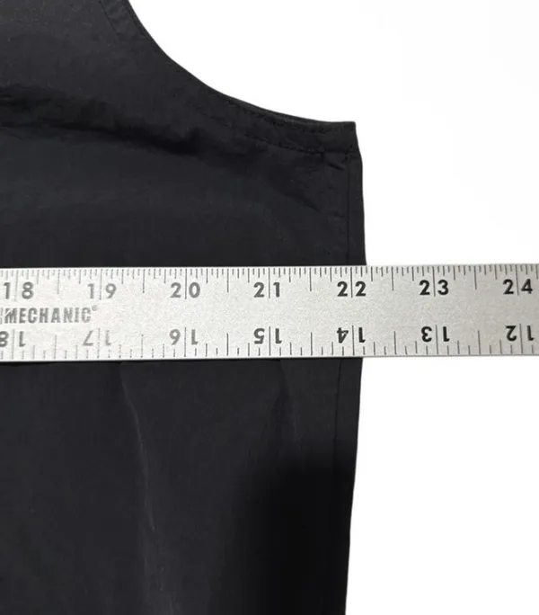778 Outdoor Voices RecNylon V-Neck Vest Black Medium - Image 10